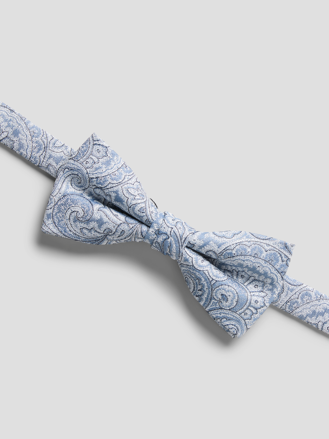 model_shot-front_full